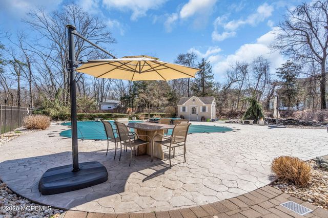 2281 Clover Hill Lane, Toms River, NJ 08755