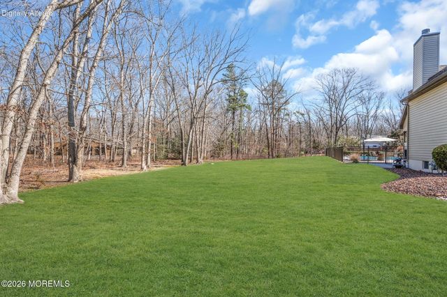 2281 Clover Hill Lane, Toms River, NJ 08755