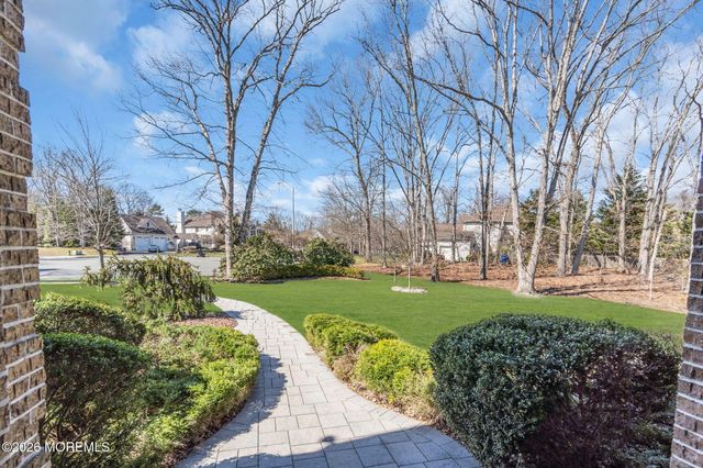 2281 Clover Hill Lane, Toms River, NJ 08755