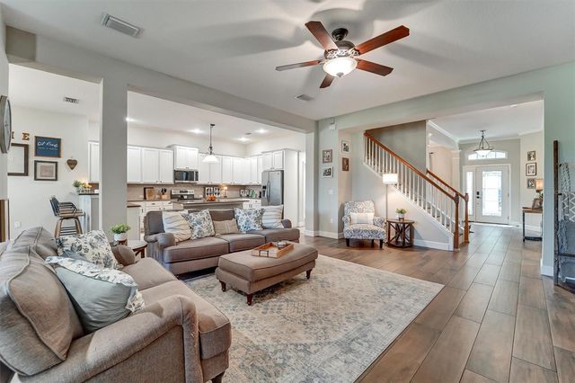 7136 DERWENT GLEN CIRCLE, Land O Lakes, FL 34637