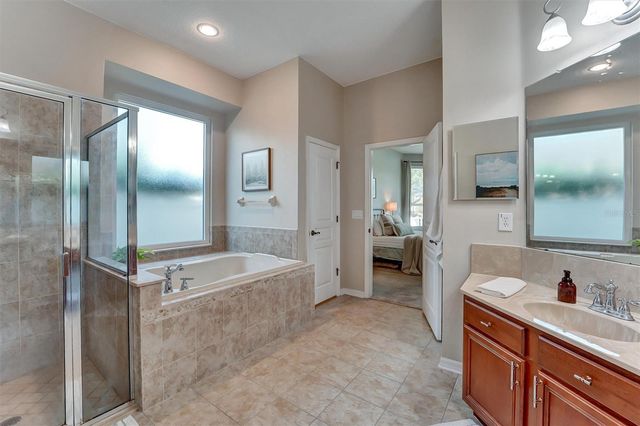 7136 DERWENT GLEN CIRCLE, Land O Lakes, FL 34637