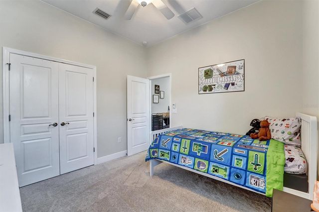 7136 DERWENT GLEN CIRCLE, Land O Lakes, FL 34637