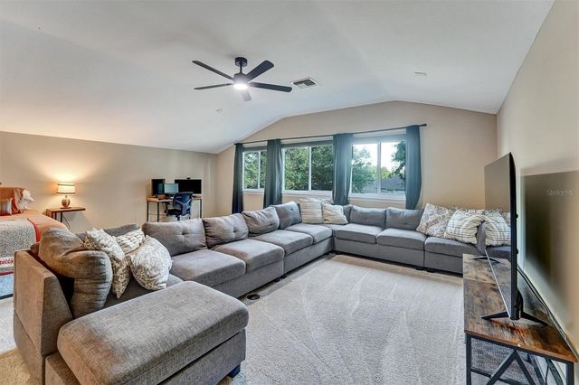 7136 DERWENT GLEN CIRCLE, Land O Lakes, FL 34637