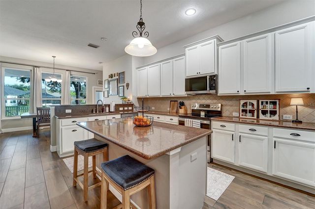 7136 DERWENT GLEN CIRCLE, Land O Lakes, FL 34637
