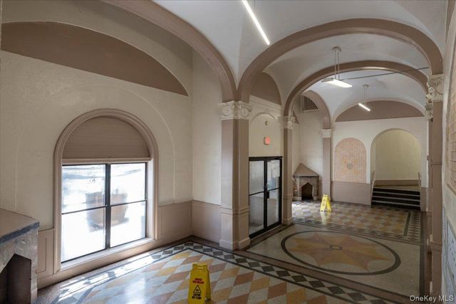 941 Jerome Avenue 1011F, Bronx, NY 10452
