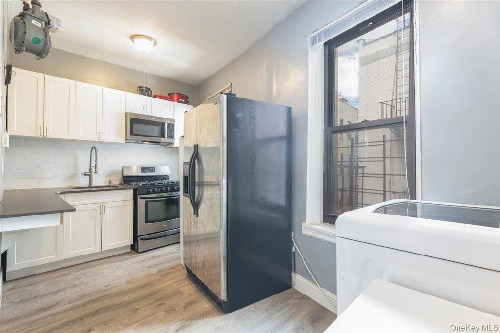 941 Jerome Avenue 1011F, Bronx, NY 10452 — photo 2