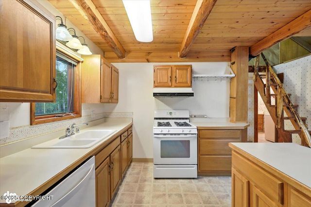 7430 W Dean Drive, Wasilla, AK 99654