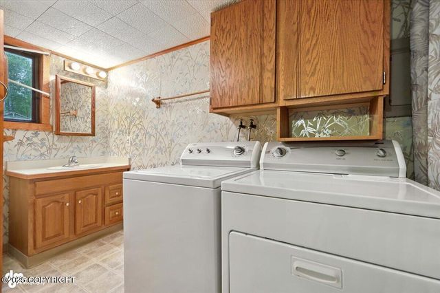 7430 W Dean Drive, Wasilla, AK 99654