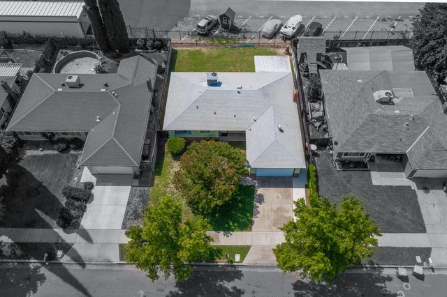 3221 Cheyenne Dr, Merced, CA 95348