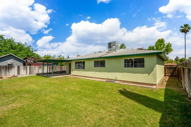 3221 Cheyenne Dr, Merced, CA 95348