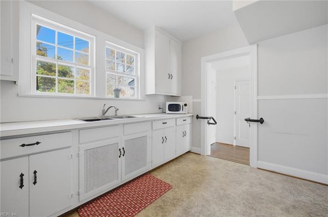 43 Brandon RD, Newport News, VA 23601