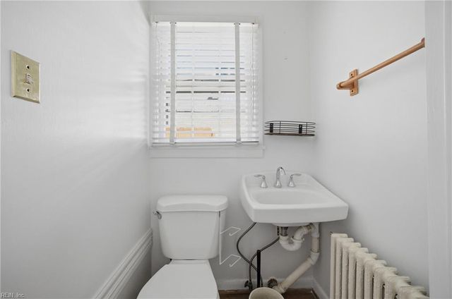 43 Brandon RD, Newport News, VA 23601