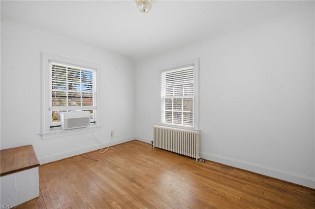 43 Brandon RD, Newport News, VA 23601