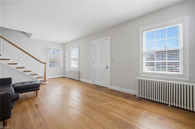 43 Brandon RD, Newport News, VA 23601