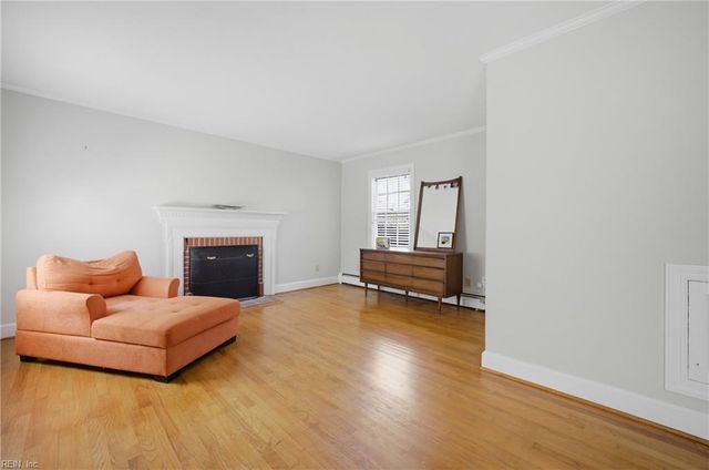 43 Brandon RD, Newport News, VA 23601