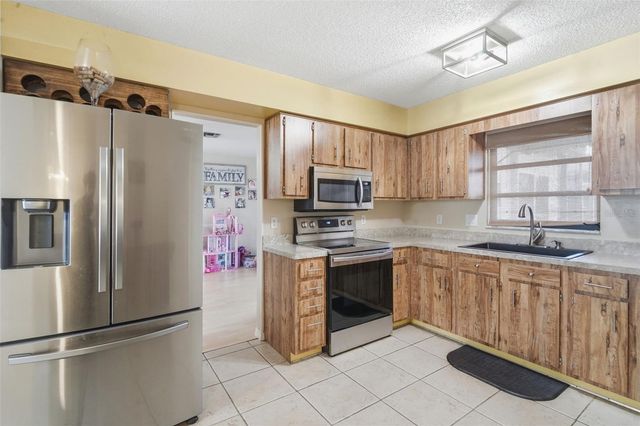 1020 ADIRONDACK STREET, Deltona, FL 32725