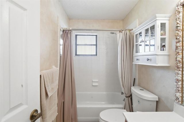 1020 ADIRONDACK STREET, Deltona, FL 32725