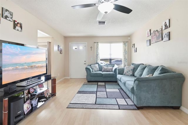 1020 ADIRONDACK STREET, Deltona, FL 32725