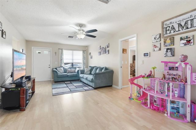 1020 ADIRONDACK STREET, Deltona, FL 32725