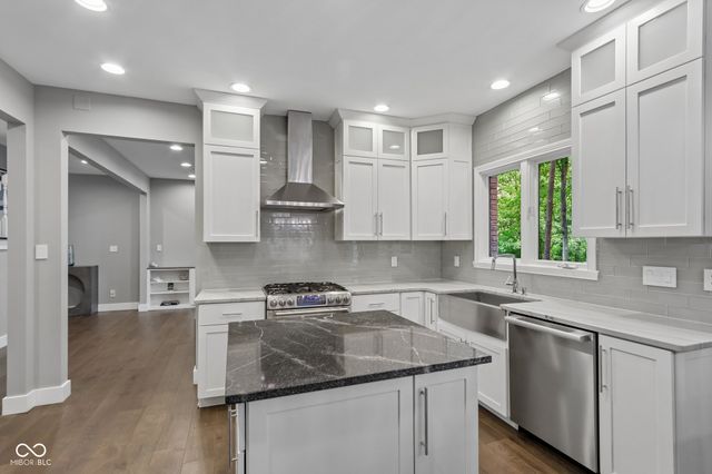10116 Brooks School Road, Fishers, IN 46037