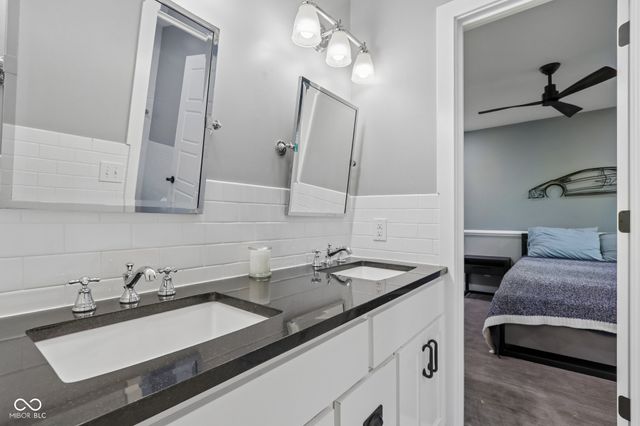10116 Brooks School Road, Fishers, IN 46037