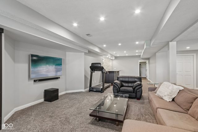 10116 Brooks School Road, Fishers, IN 46037