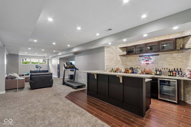 10116 Brooks School Road, Fishers, IN 46037