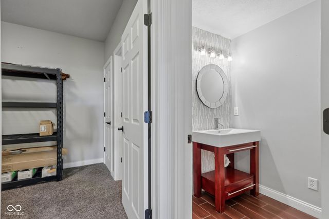 10116 Brooks School Road, Fishers, IN 46037