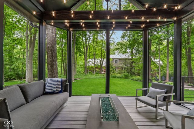 10116 Brooks School Road, Fishers, IN 46037