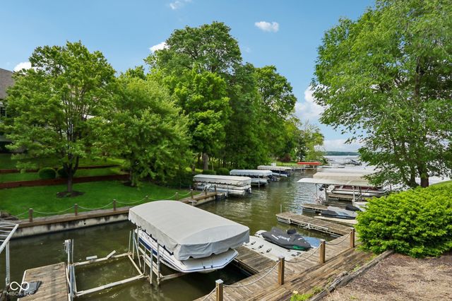 10116 Brooks School Road, Fishers, IN 46037