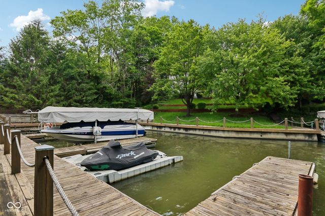 10116 Brooks School Road, Fishers, IN 46037