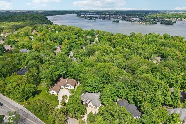 10116 Brooks School Road, Fishers, IN 46037