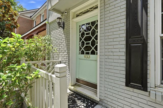 933 Cottingham Drive, Mount Pleasant, SC 29464