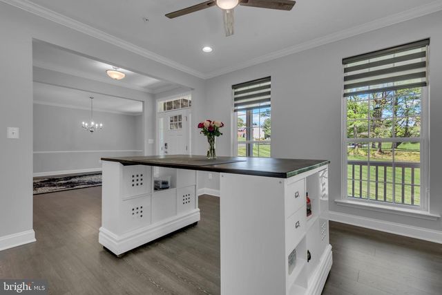 7102 DEER VALLEY RD, Highland, MD 20777
