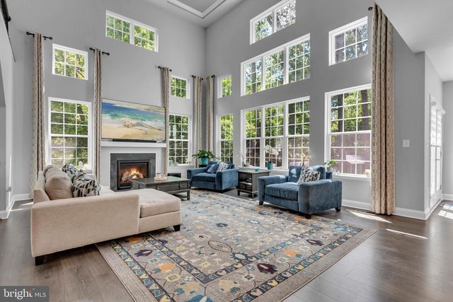 7102 DEER VALLEY RD, Highland, MD 20777