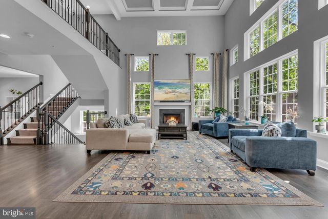 7102 DEER VALLEY RD, Highland, MD 20777