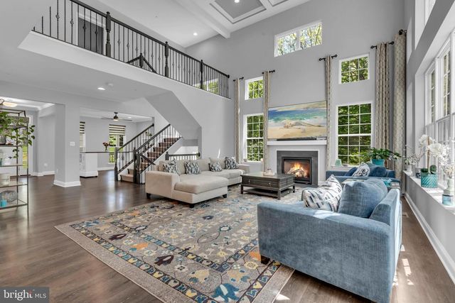 7102 DEER VALLEY RD, Highland, MD 20777