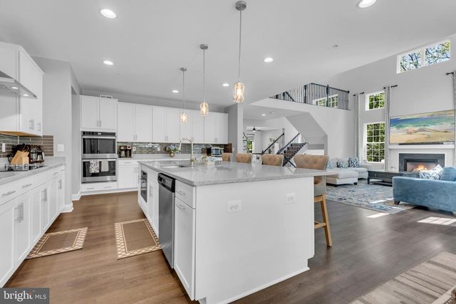 7102 DEER VALLEY RD, Highland, MD 20777