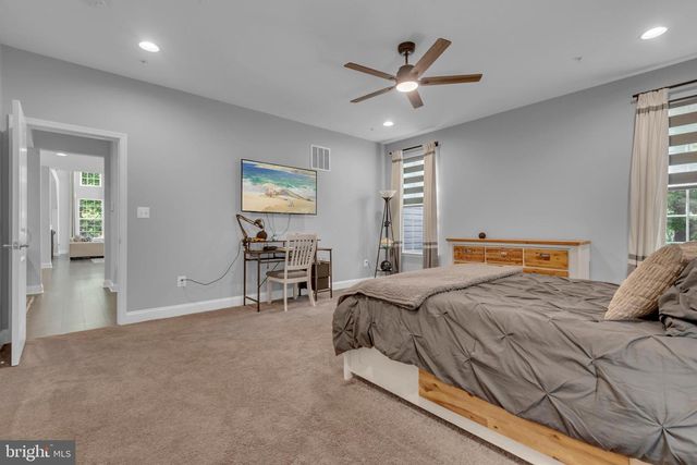7102 DEER VALLEY RD, Highland, MD 20777