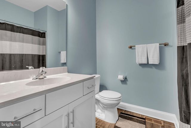 7102 DEER VALLEY RD, Highland, MD 20777