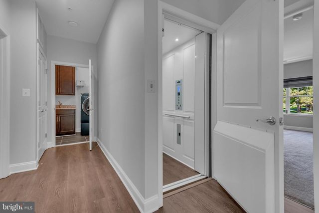 7102 DEER VALLEY RD, Highland, MD 20777