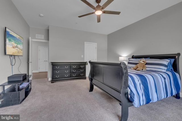 7102 DEER VALLEY RD, Highland, MD 20777