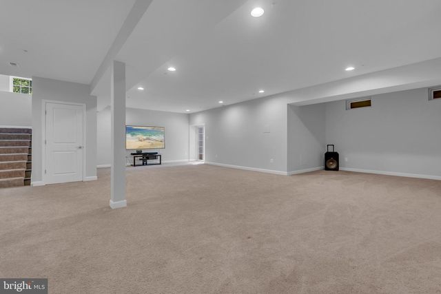 7102 DEER VALLEY RD, Highland, MD 20777