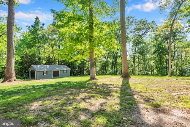7102 DEER VALLEY RD, Highland, MD 20777