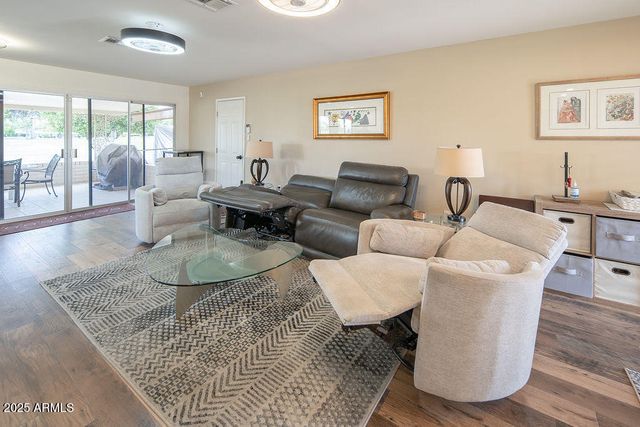 9605 W BRIARWOOD Circle, Sun City, AZ 85351