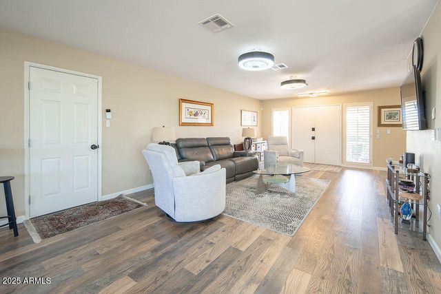 9605 W BRIARWOOD Circle, Sun City, AZ 85351