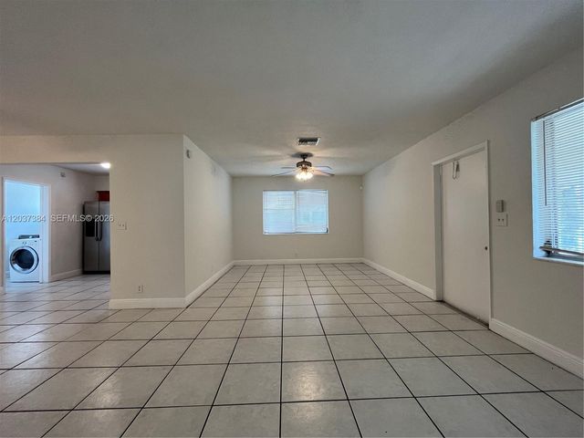 240 NW 48th Ct, Oakland Park, FL 33309