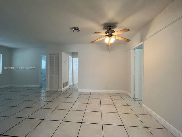 240 NW 48th Ct, Oakland Park, FL 33309