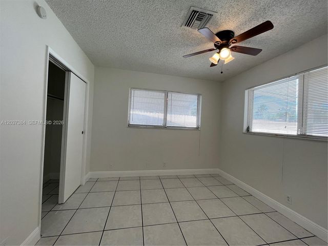 240 NW 48th Ct, Oakland Park, FL 33309