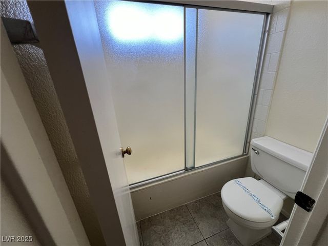 8901 Clear Blue Drive, Las Vegas, NV 89117